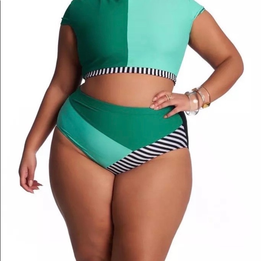 2 piece plus size Bathing suit